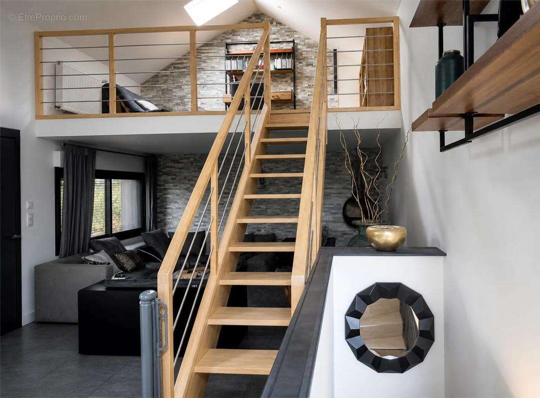 Maison de 10 pièces de 180 m² à Cholet - photo 18