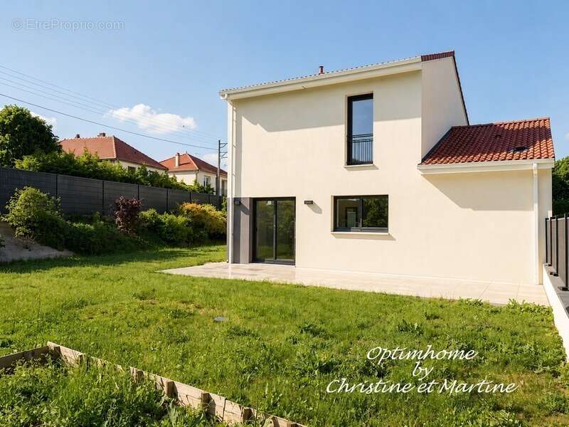 Maison à LEMPDES