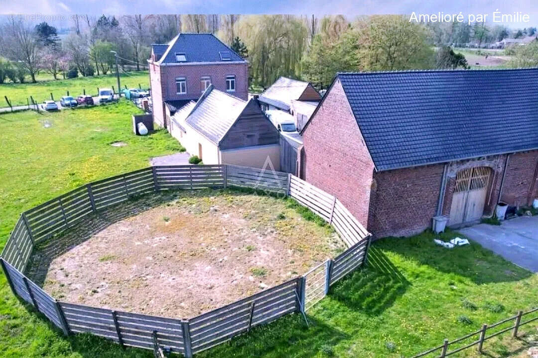 Maison à MILLONFOSSE