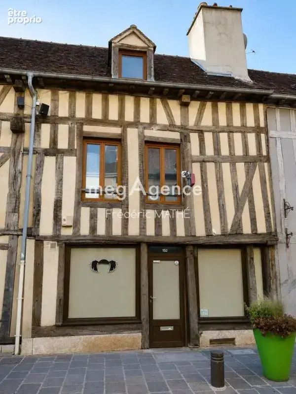 Local commercial + duplex loué – bar-sur-seine centre - photo 1
