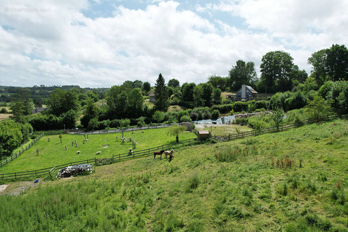 Maison à PIERREFITTE-EN-AUGE