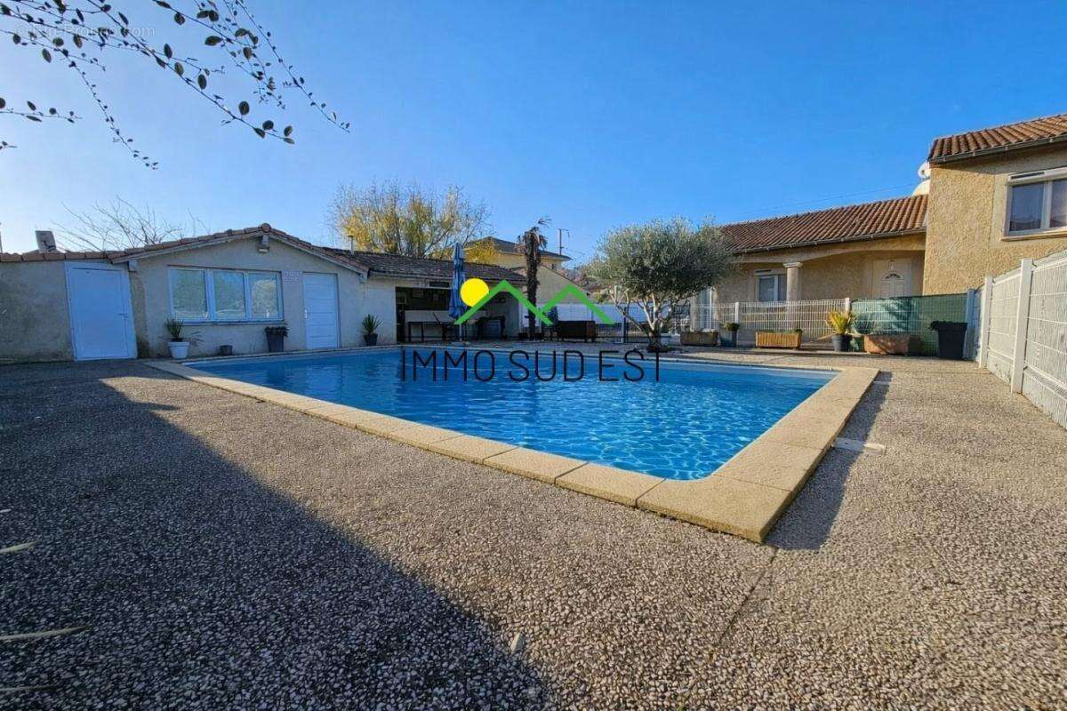 Maison à SAINT-MARCEL-LES-VALENCE