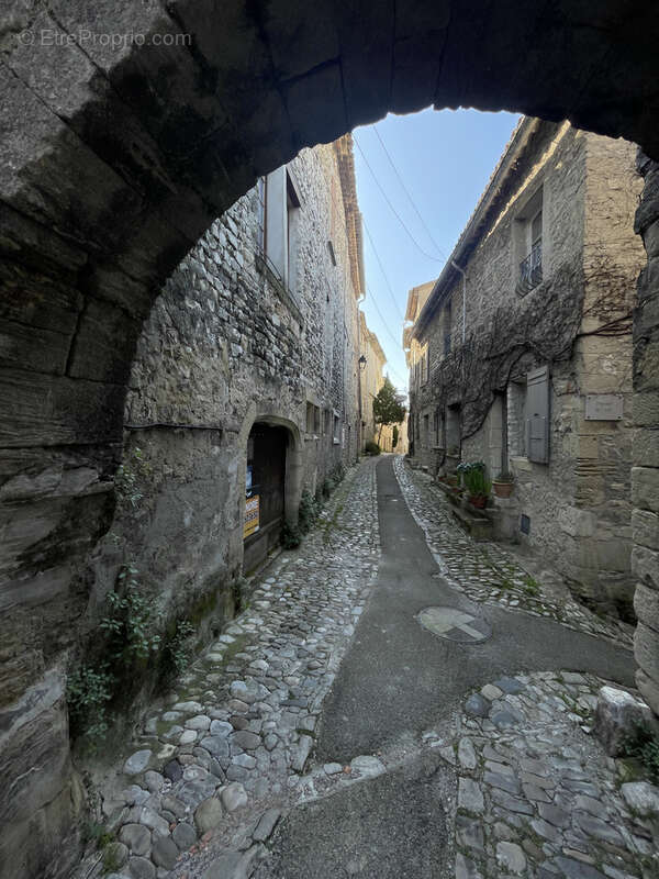 Maison à VAISON-LA-ROMAINE