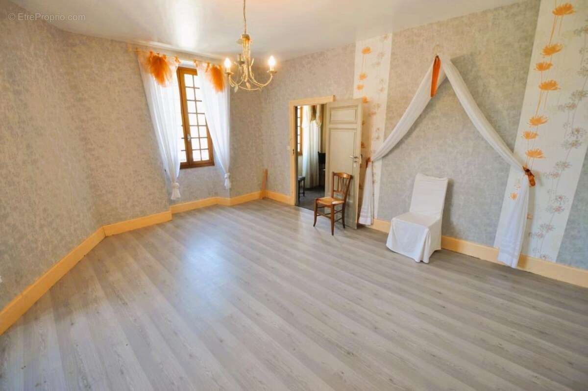 Maison à CESTAYROLS
