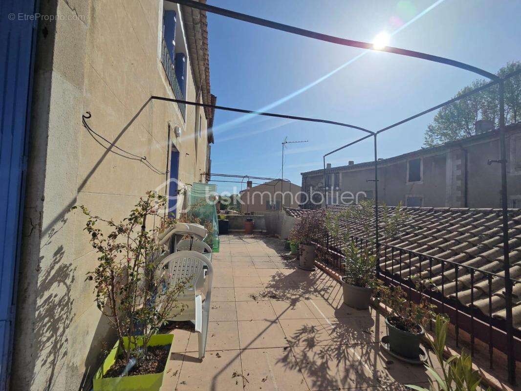 Appartement à CERESTE