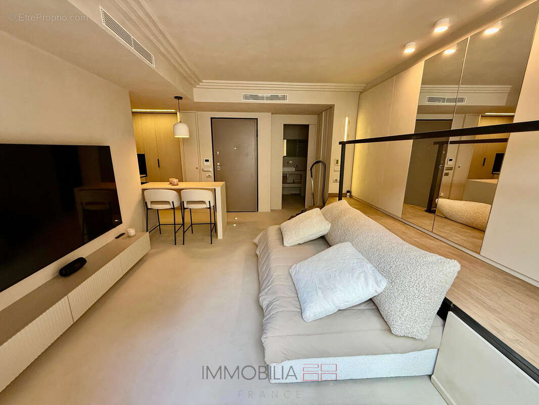 EXCLUSIVITÉ   Charmant Studio avec Jardin Privatif et Parking - photo 5