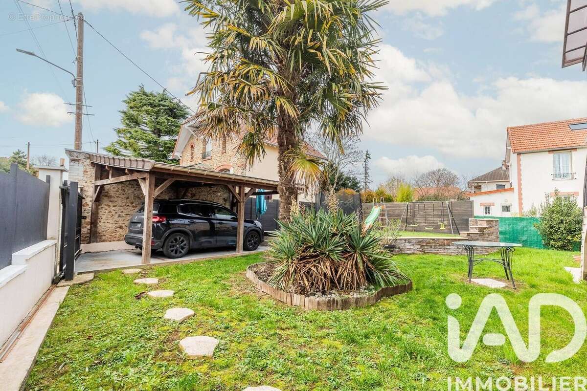 Photo 2 - Maison à VILLENEUVE-LE-ROI