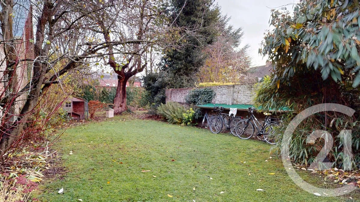 Maison à SAINT-QUENTIN