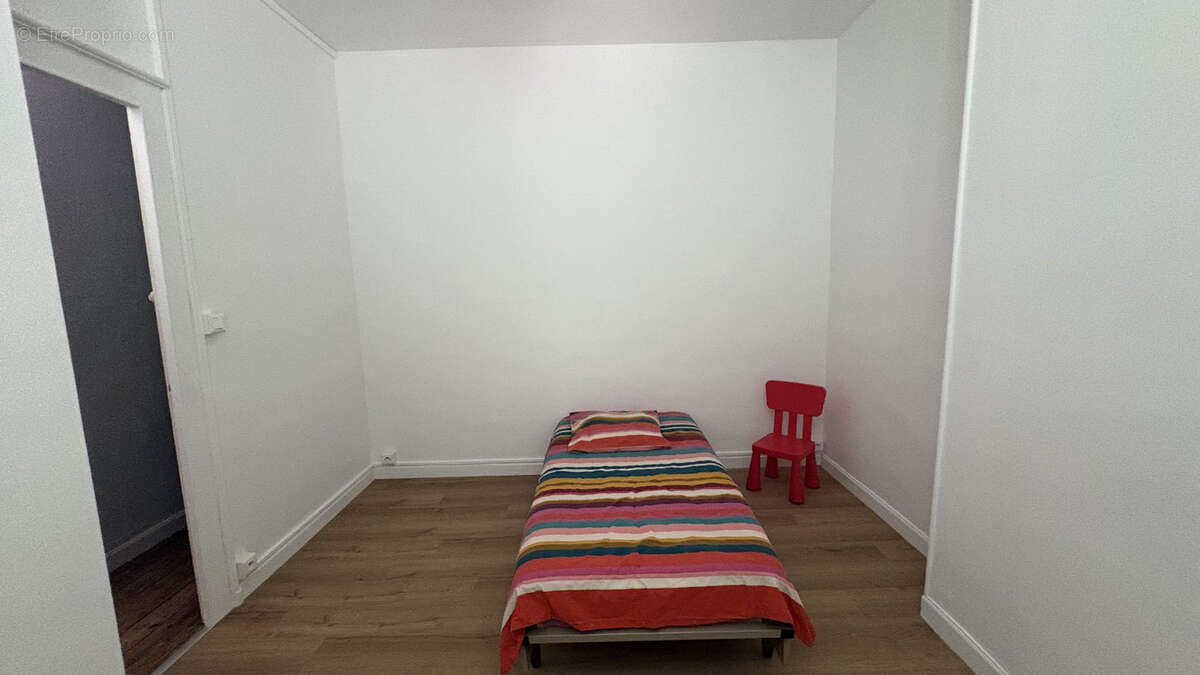 NIORT   Maison de ville T4 dans un quartier recherché - photo 11