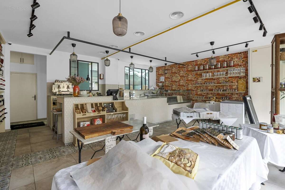 Commerce à NOGENT-SUR-MARNE