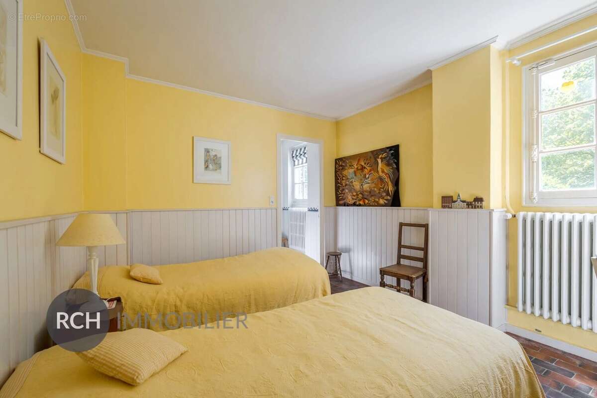 Maison à MONTFORT-L&#039;AMAURY