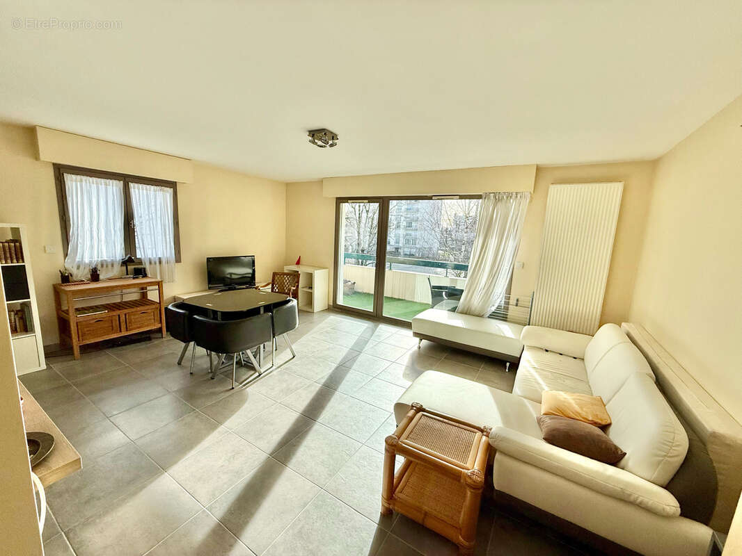 Appartement à FERNEY-VOLTAIRE