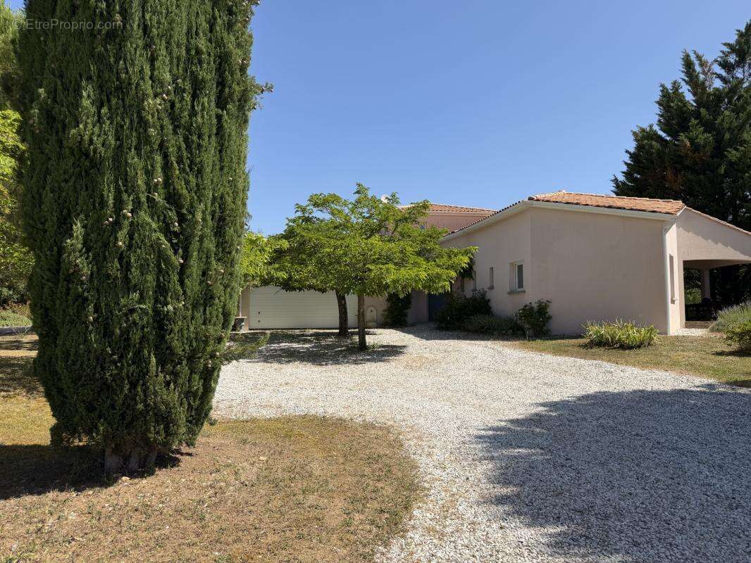 Maison à MANSLE