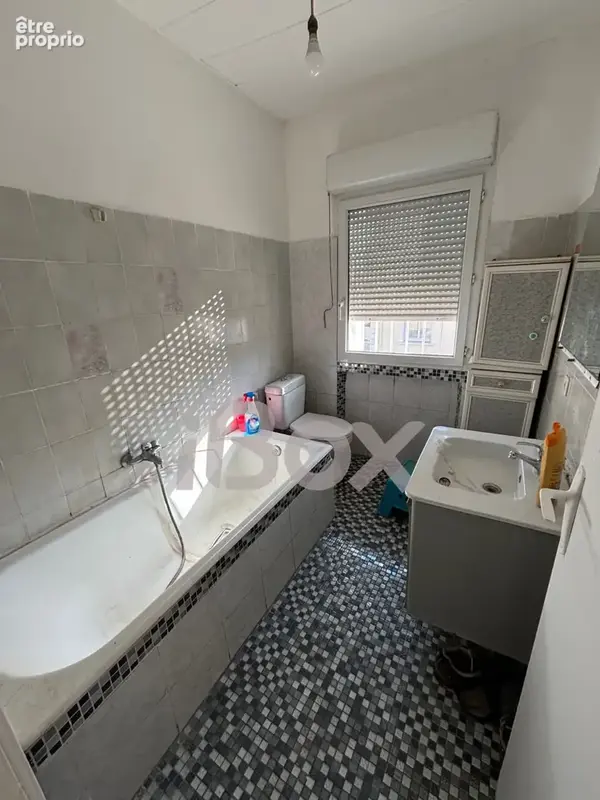 TOULON EST : Charmante maison mitoyenne de 72 m2 avec jardin de 40 m2 - photo 8