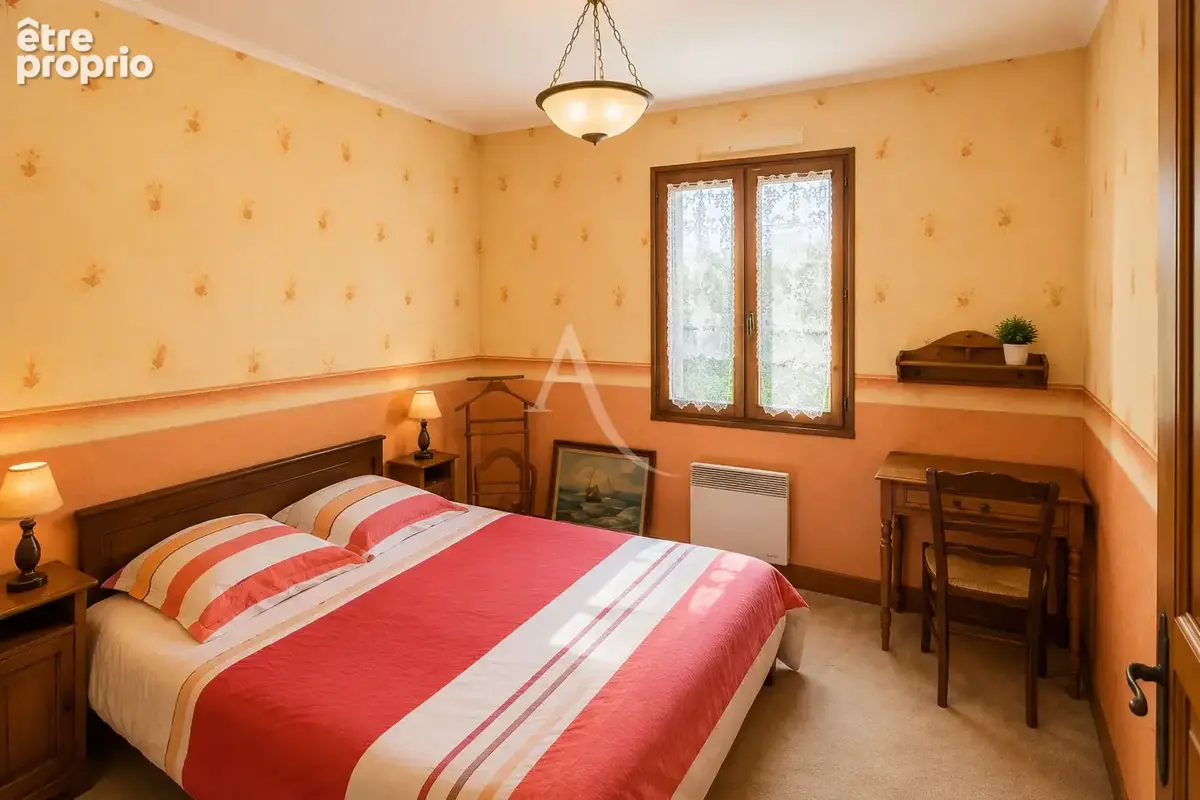 Maison de caractère à rénover à l Île D Olonne 6 pièce(s) et parcc de 3500 m2 - photo 5