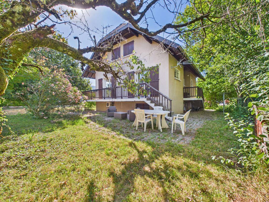 CHAMBÉRY - Maison - 109.50 m2 + terrain de 799m² - photo 1