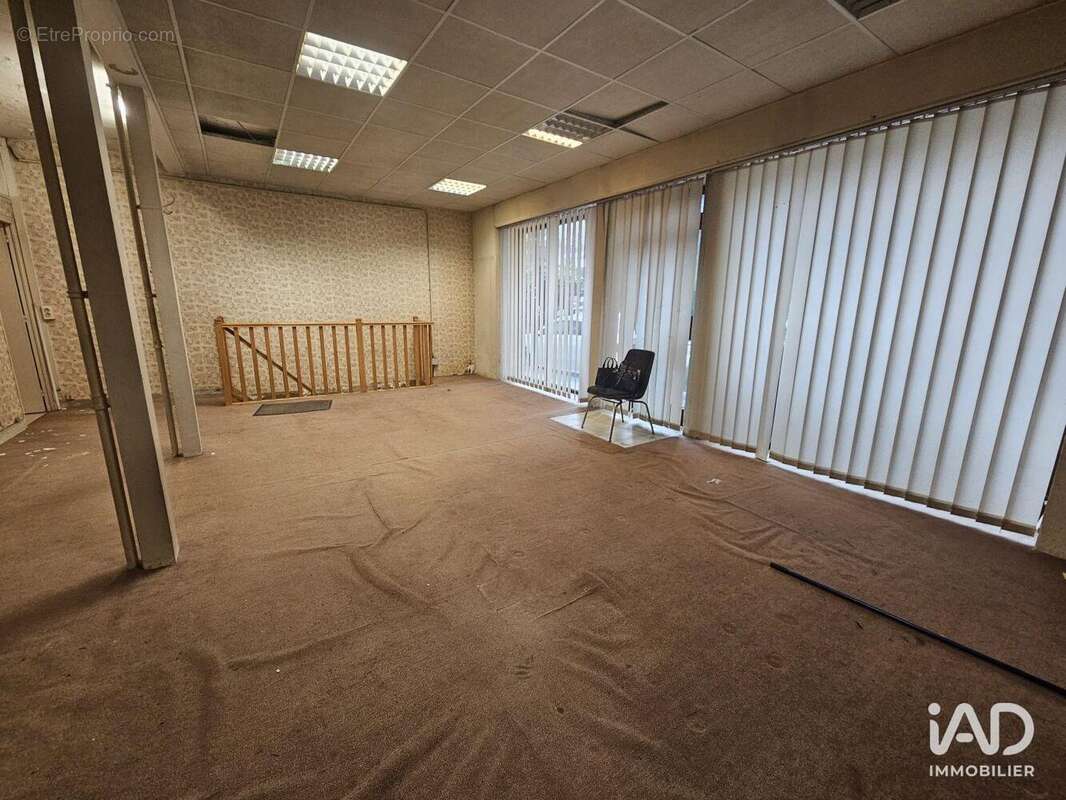 Photo 2 - Commerce à ASNIERES-SUR-SEINE