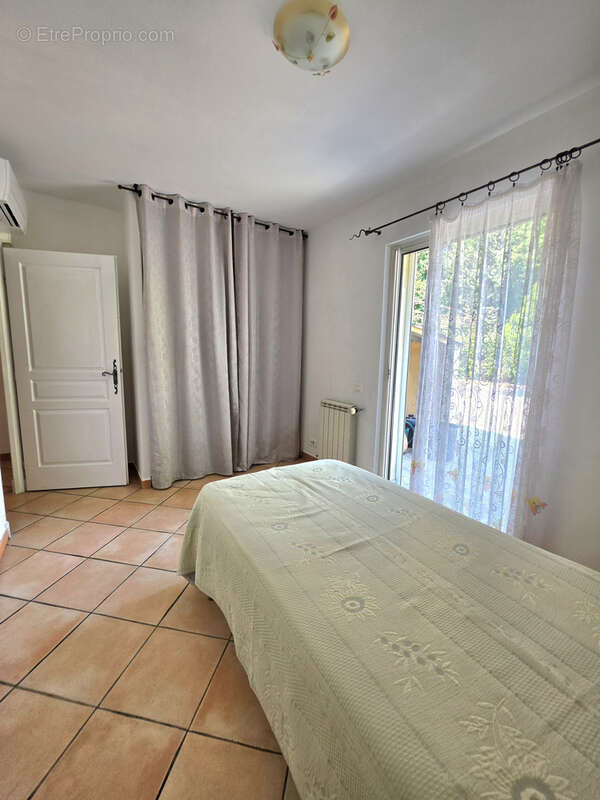 Appartement à HYERES