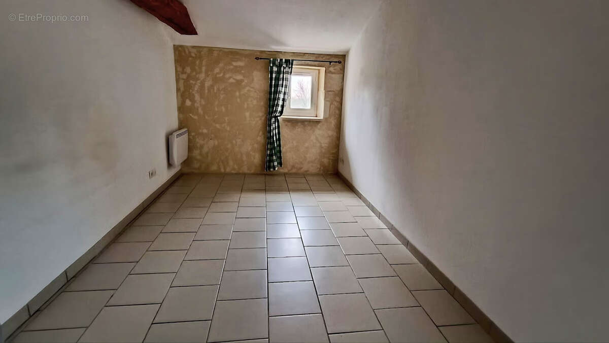 Maison à SAINT-CIERS-SUR-GIRONDE