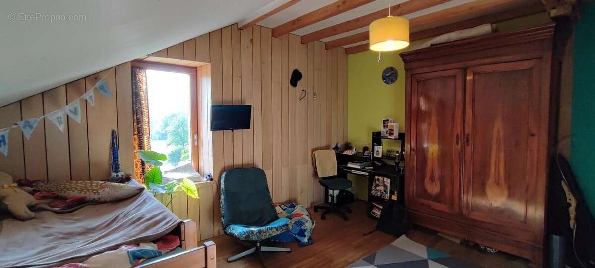 Maison à DECAZEVILLE