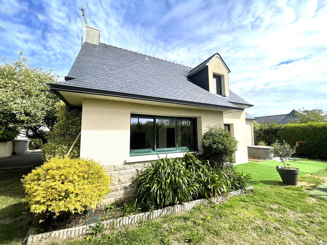 Maison à PLOMELIN