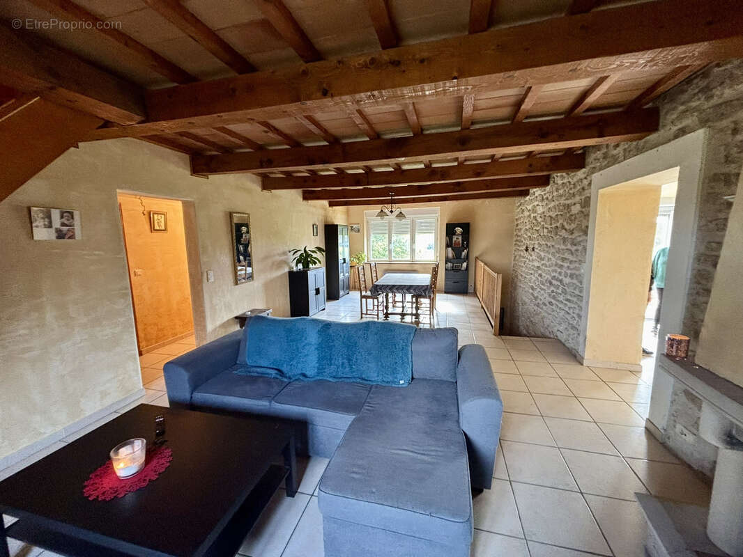 Maison à COLONZELLE
