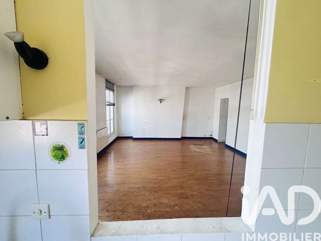 Photo 3 - Appartement à PARIS-19E