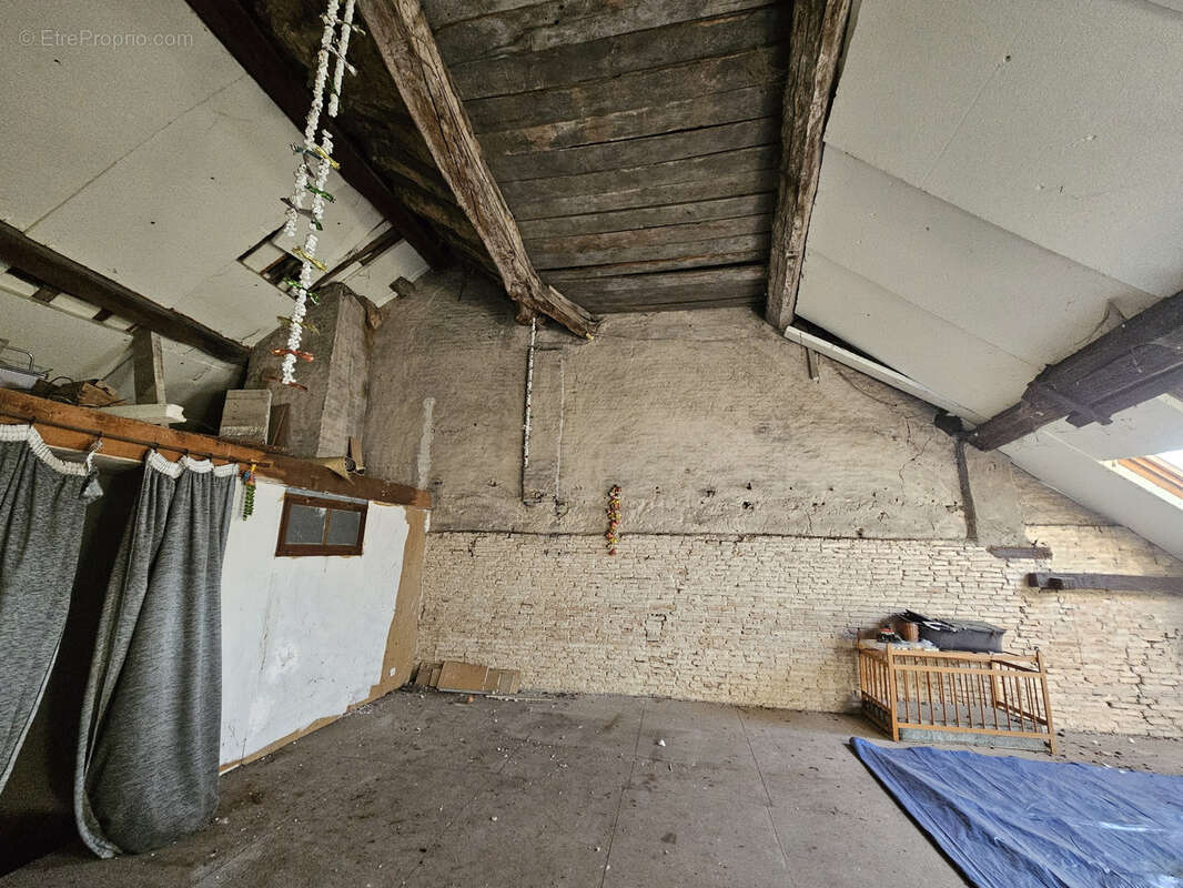 Maison à VERDUN-SUR-LE-DOUBS