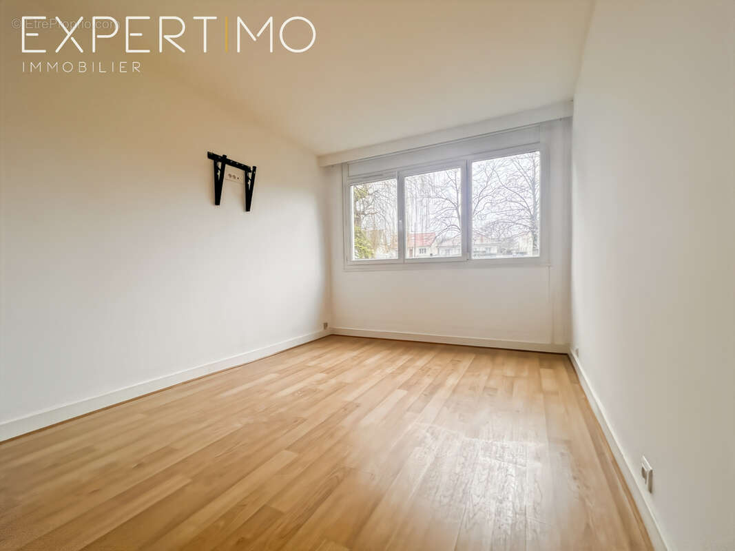 Appartement à SAINT-MICHEL-SUR-ORGE