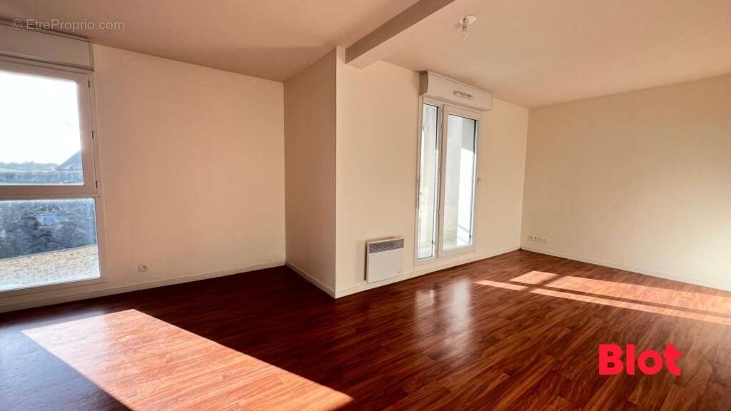 Appartement 66 m² à Orgeres  - photo 2