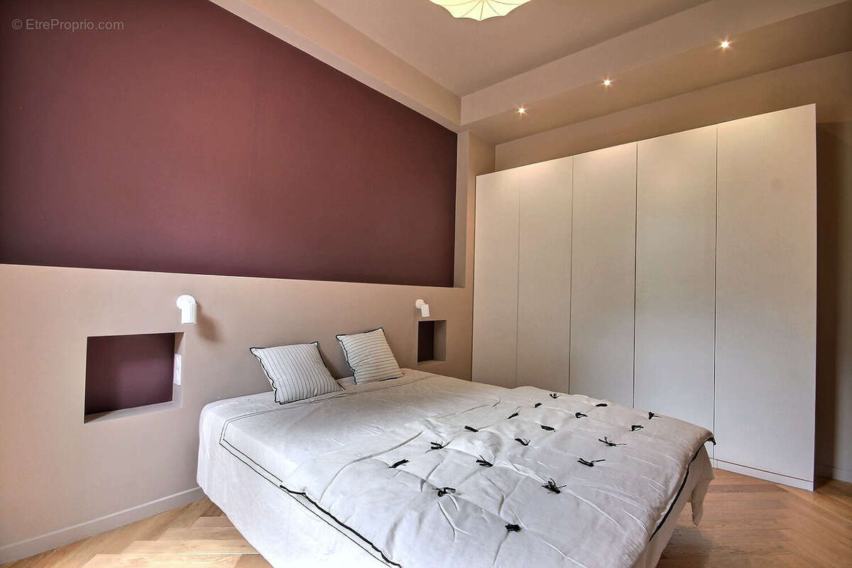 Appartement à MARSEILLE-7E