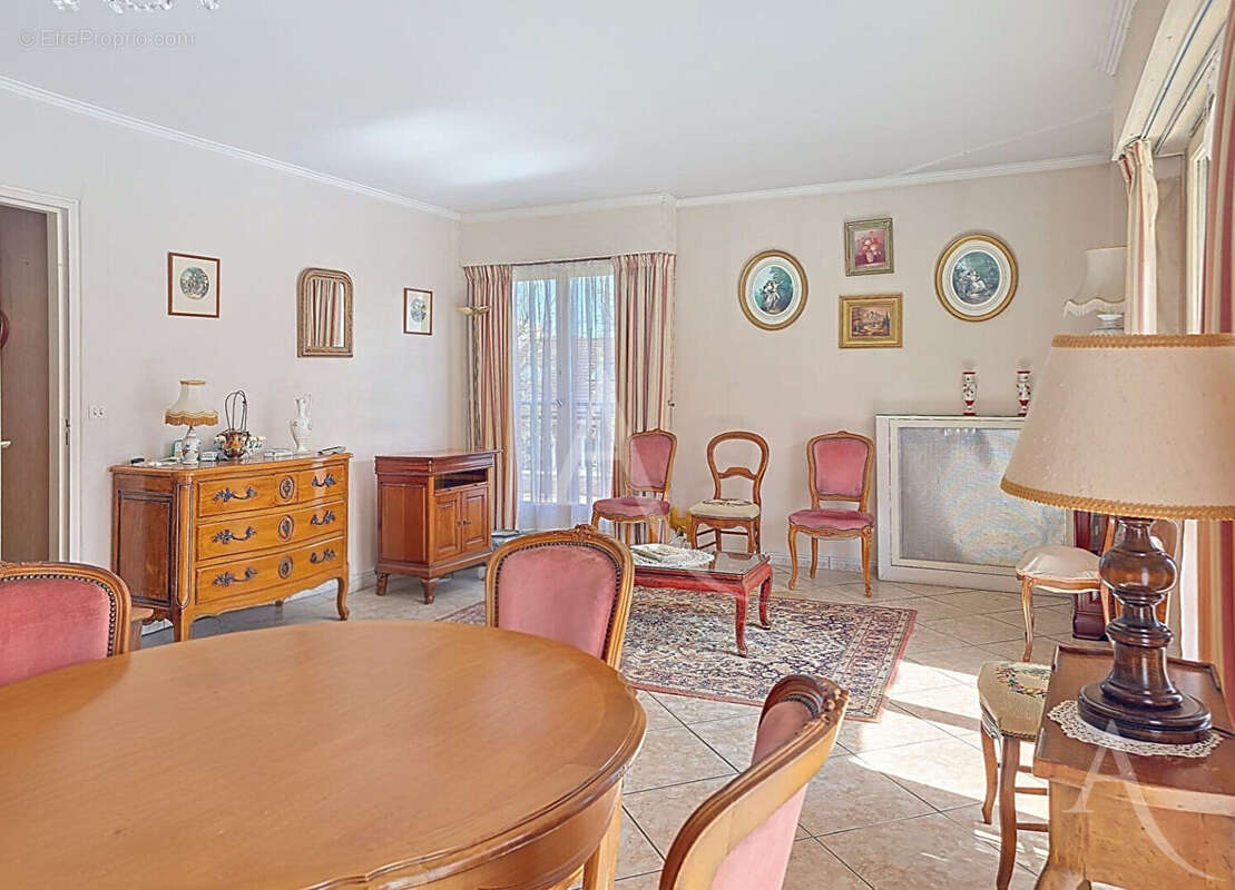 Appartement à MANTES-LA-JOLIE
