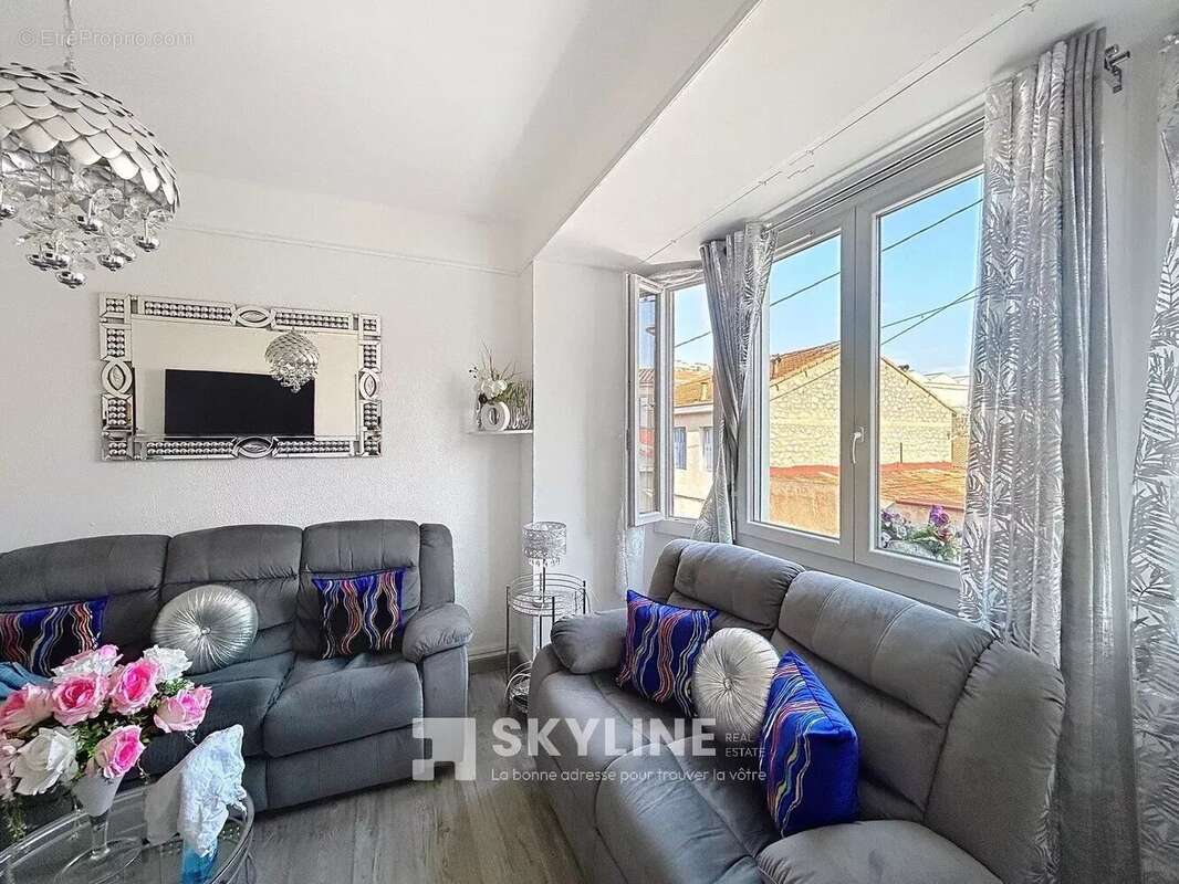 Appartement à MARSEILLE-14E