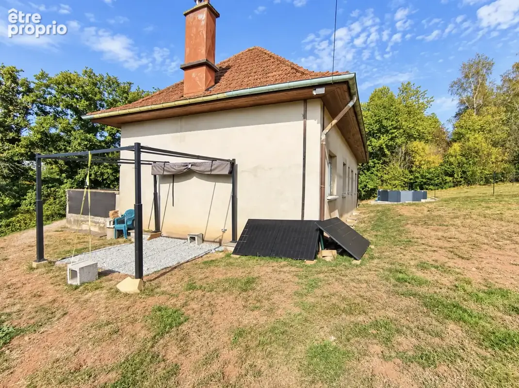 Maison familiale de 146 m2 avec dépendance et plus de 3 hectares de terrain - photo 9