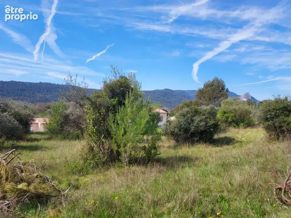Terrain 1 456 m² à vendre à Camps-La-Source (83170) - photo 2