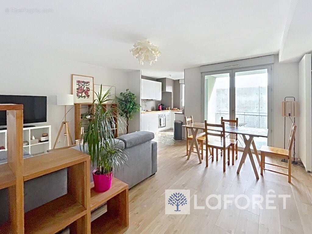 Appartement à LYON-9E