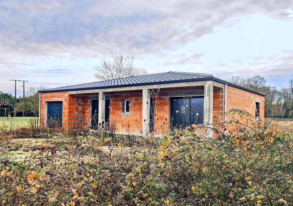 Maison à MONTPON-MENESTEROL