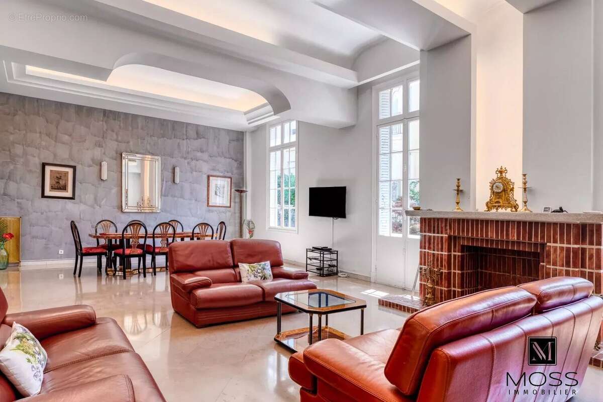 Parc Chambrun . Superbe Villa de 10 Pieces - photo 21