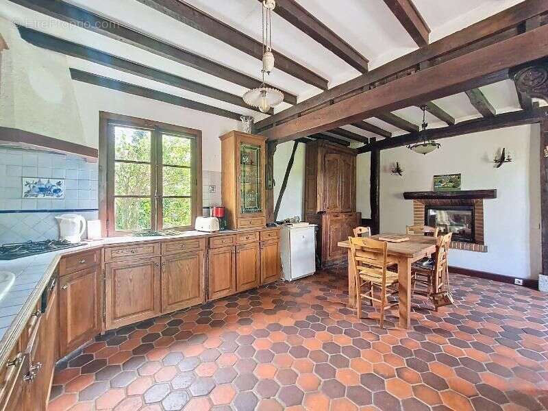 58776034b.jpg - Maison à ETREPAGNY