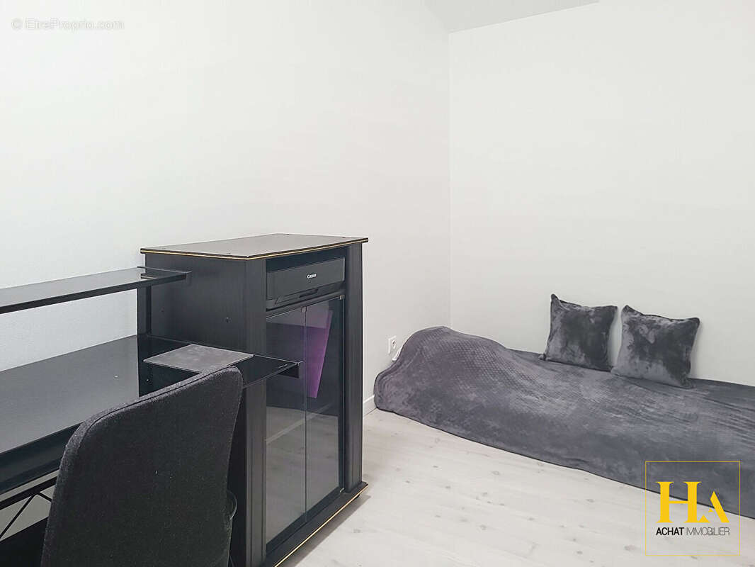 Duplex avec terrasse et annexe sans charge de copropriété - photo 9