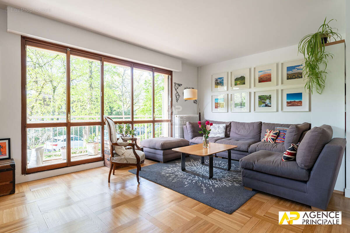 Appartement à MAISONS-LAFFITTE