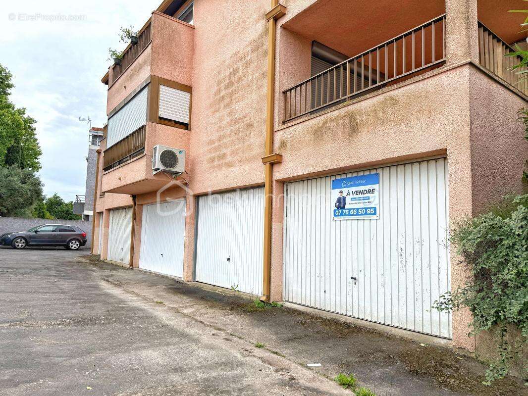 Parking à AGDE