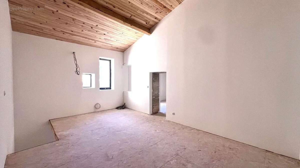 Appartement à LANGLADE