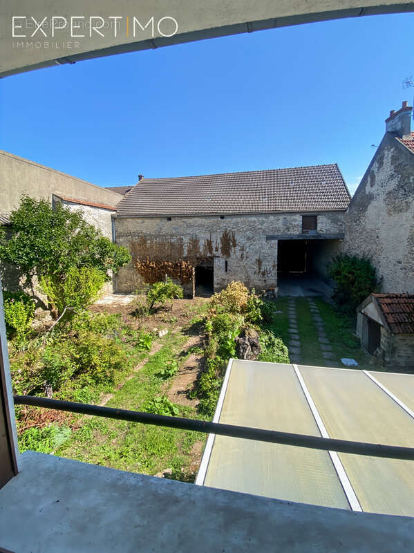 Maison à MORIGNY-CHAMPIGNY