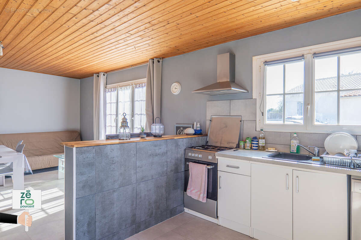 Maison à CHATEAUNEUF