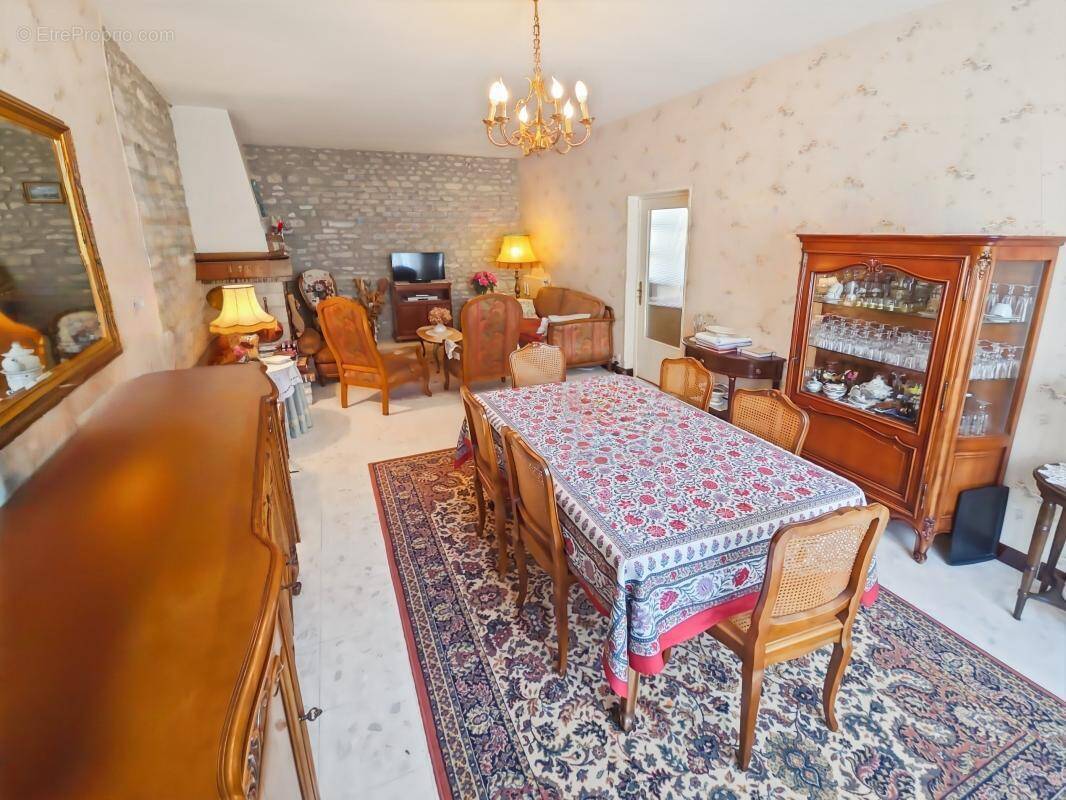 Maison à ANGERVILLE