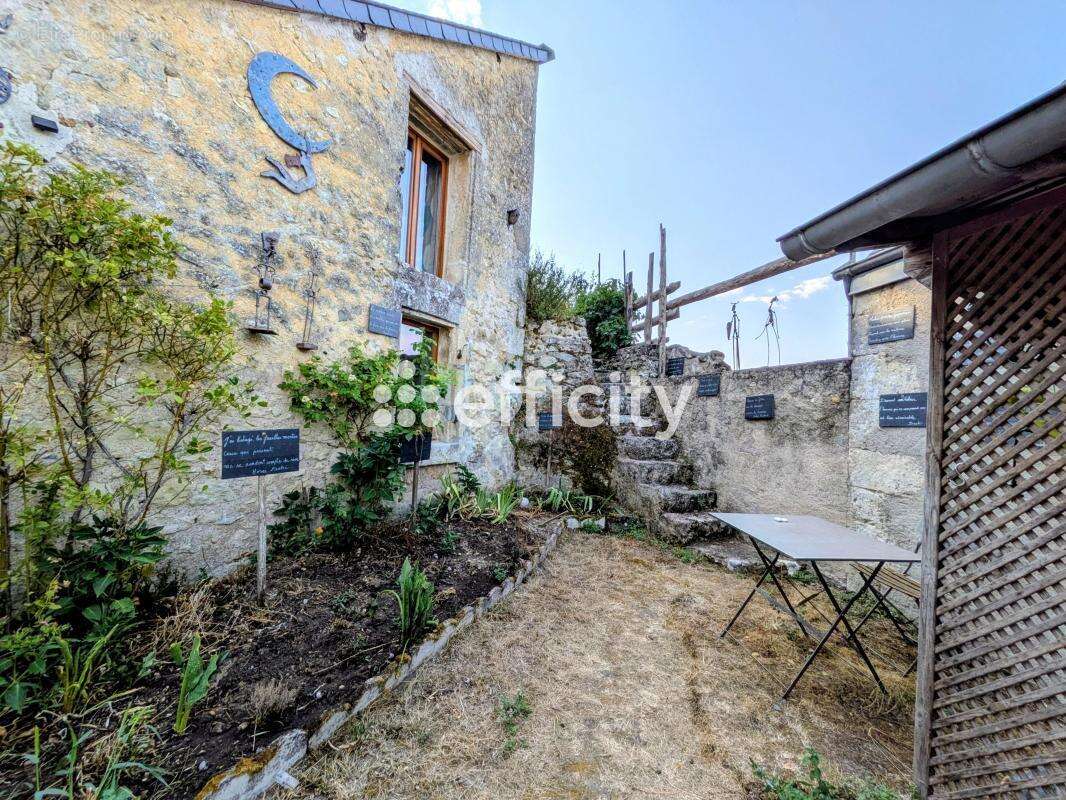 Maison 166 m² à Azay-Le-Rideau  - photo 11