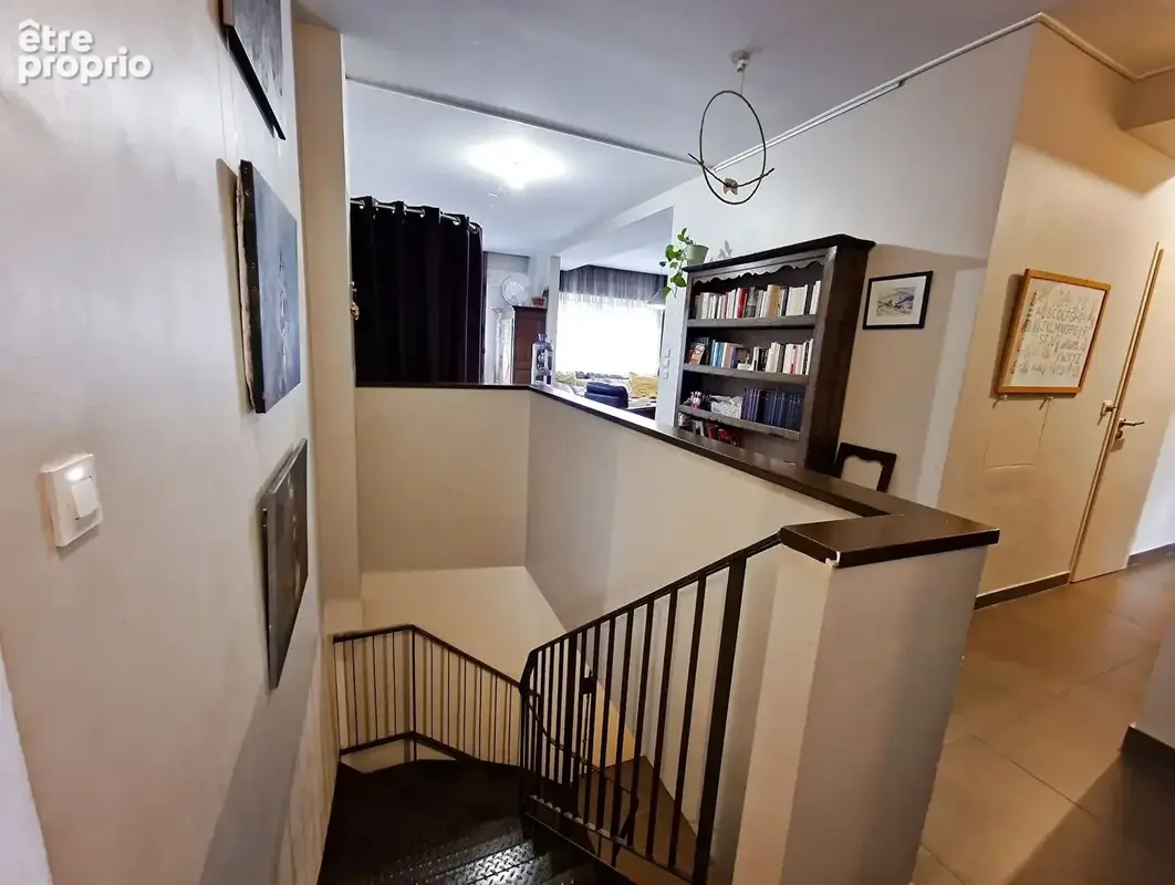 Monplaisir - appartement familial 220 m² - métro sans-soucis - photo 10