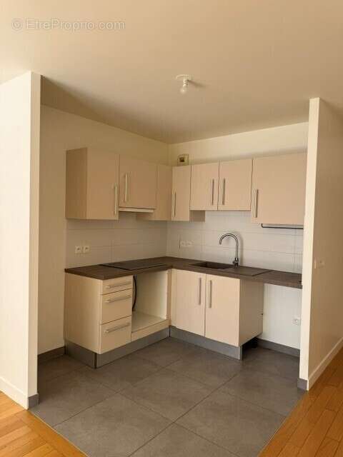 Bel appartement - 3 pièces - Immeuble récent - Cergy - photo 5