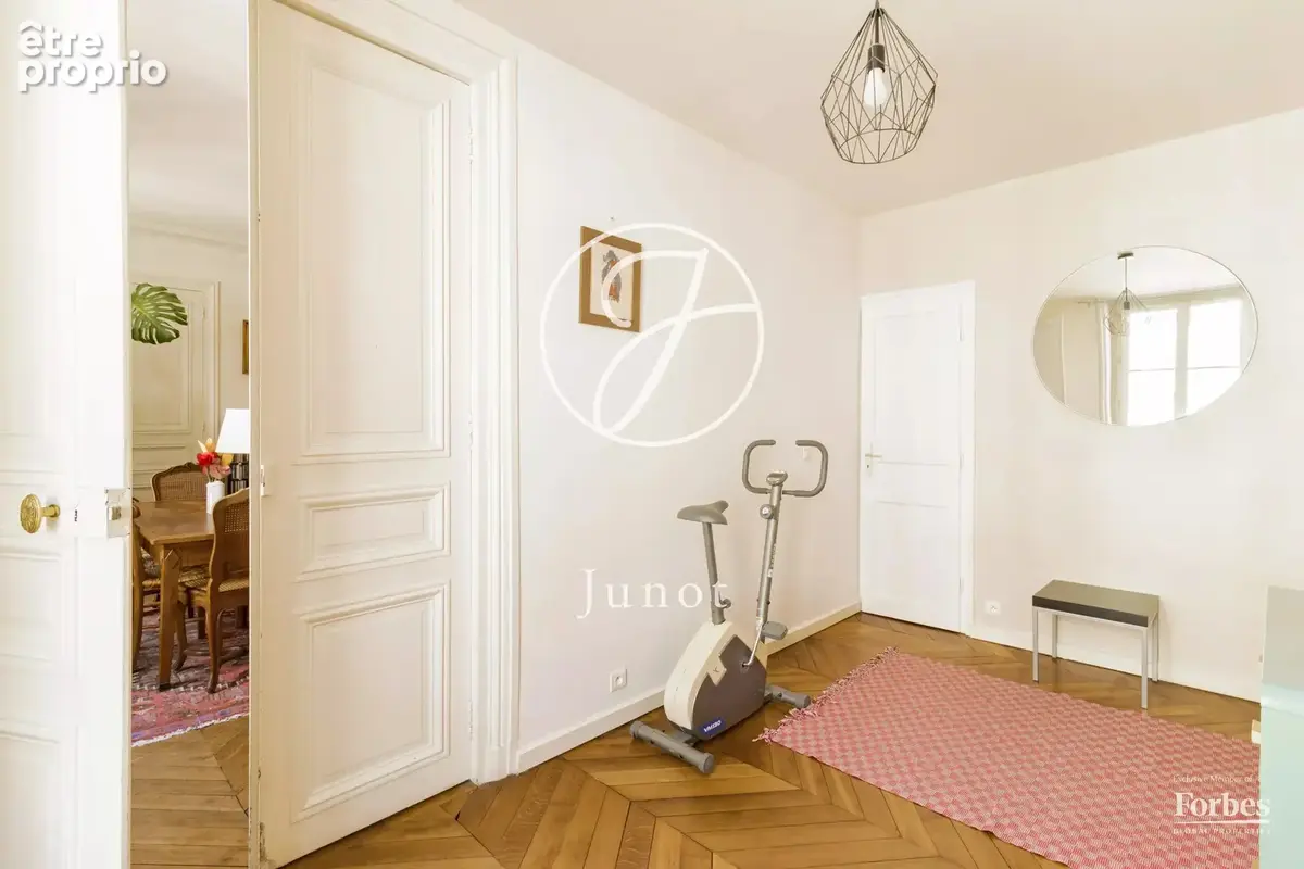 Paris 9e – QUARTIER PIGALLE / SAINT-GEORGES / RUE DE DOUAI – Appartement – 5 pièces – 132,41m² Carrez – 4 chambres – Ascenseur – - photo 16
